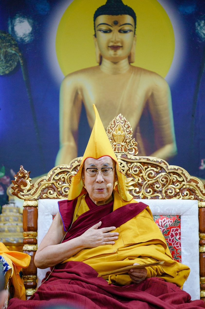 Dalai-Lama-yellow-hat-1709196682.jpg